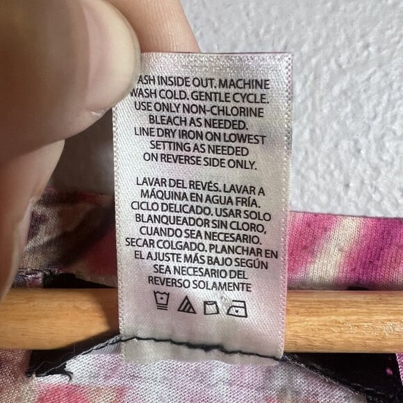 Appropriate Behavior Short Sleeve Hot Pink Floral Print T-Shirt Women's 4X - Picture 5 of 5